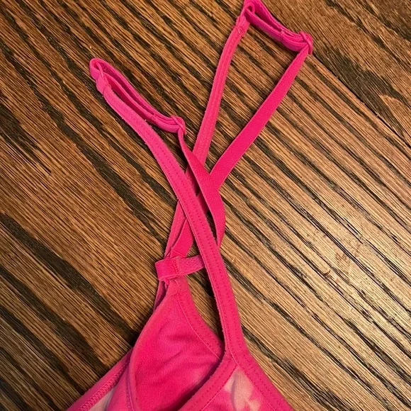 ‼️SOLD‼️ 2 VS Pink Bralettes - Picture 12 of 14